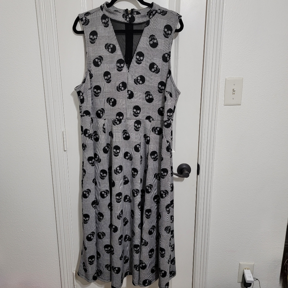 Torrid Black and Gray Sleeveless Maxi Dress A-line Mock Neck